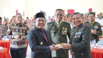 Suherman Hadiri Acara Ramah Tamah HuT TNI Ke-79 Di Makodim 1204 / Sanggau