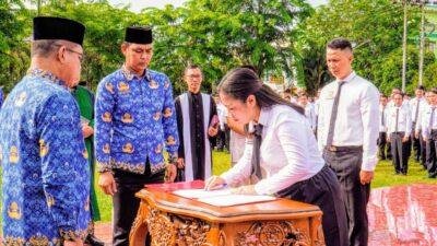 Pj Bupati Sanggau Lantik 1597 PPPK