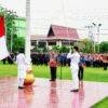 Pemkab Sanggau Langsungkan Upacara Bendera HUT Pemprov Kalbar Ke 67