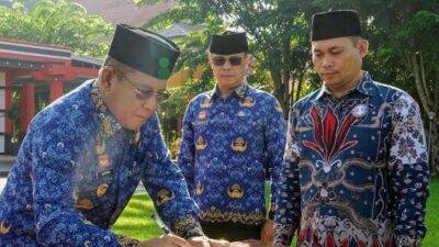 Netralitas Pilkada, ASN Pemkab Sanggau Tandatangani Pakta Integritas