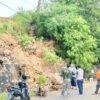 Tanah Longsor Meyebapkan Tebing Peyangga Runtuh Di Jalan PH Sulaiman Kecamatan Kapuas