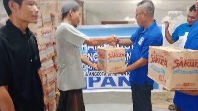 DPD PAN Serahkan Paket Bantuan Banjir Sosok Tayan Hulu