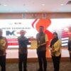 Cegah Korupsi, Sekda Bengkayang Serahkan Berita Acara MCP 2024 Ke KPK