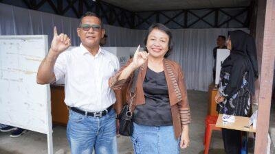 Pj Bupati Sanggau Nyoblos Di TPS 04 Ilir Kota, Ini Pesanya Untuk Warga Sanggau