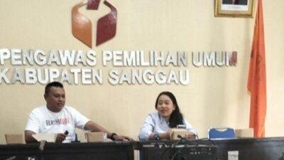 Pastikan Tidak Ada Kecurangan, Bawaslu Sanggau Periksa Ulang Setiap Logistik Pilkada 2024