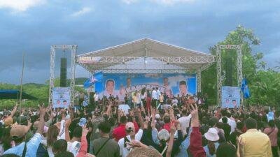 Kampanye Akbar Darwis-Rizal di Lapangan Saporo BRC Dipadati Ribuan Masa Pendukung