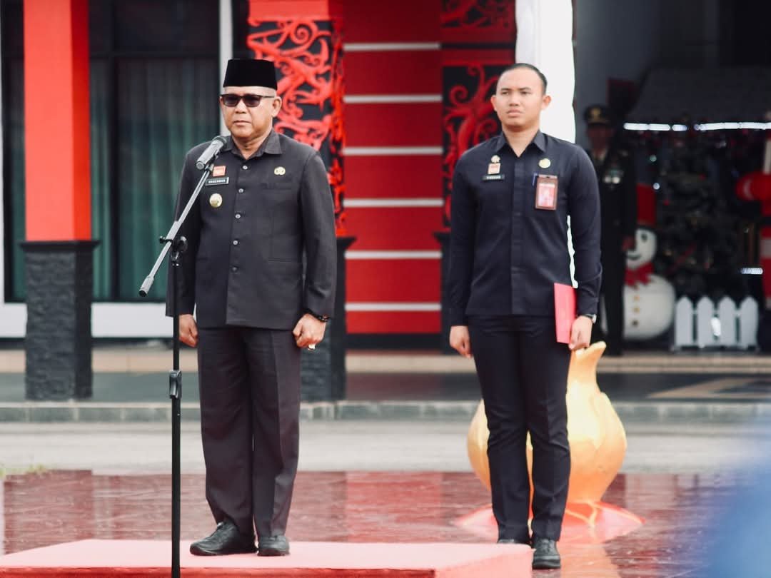 Pj Bupati Sanggau Jadi Inspektur Upacara Peringatan Hari Bela Negara Ke-76 Tahun 2024 1 Pj Bupati Sanggau Jadi Inspektur Upacara Peringatan Hari Bela Negara Ke-76 Tahun 2024