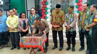 Bupati Bengkayang Resmikan Laboratorium Dinas Kesehatan Kabupaten