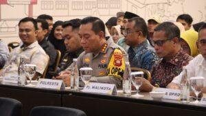 Rapat Peleno Penetapan Pasangan Walikota Pontianak Dikawal Ketat Satgas OMP