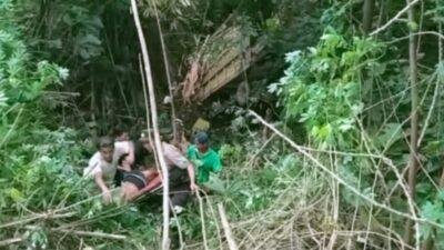 Kecelakaan Tunggal di Kubu Raya, Dua Orang Tewas Akibat Truk Terjatuh