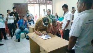 Kades Samarangkai Bersama Perusahaan dan Warga Sepakati Larangan Ternak Berkeliaran di Kebun Sawit