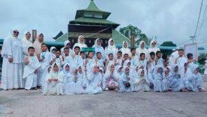 Manasik Haji Akbar di Tayan Hilir, Ajang Edukasi dan Wisata Religi bagi Anak RA 8 Manasik Haji Akbar di Tayan Hilir, Ajang Edukasi dan Wisata Religi bagi Anak RA