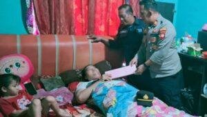 Polresta Pontianak Kunjungi Jurnalis yang Sakit, Perkuat Silaturahmi dengan Insan Pers
