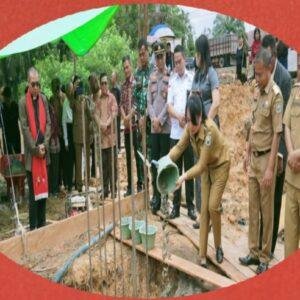 GKNI Makedonia Bodok Dibangun, Wabup Sanggau Letakkan Batu Pertama