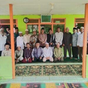 IPHI Kecamatan Tujuh Belas Gelar Halal Bihalal di Desa Kamuh, Silaturahmi dan Kepedulian Sosial Jadi Spirit Utama 4 IPHI Kecamatan Tujuh Belas Gelar Halal Bihalal di Desa Kamuh, Silaturahmi dan Kepedulian Sosial Jadi Spirit Utama