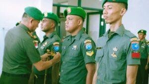 Dandim 1209/Bengkayang Pimpin Korps Raport Kenaikan Pangkat Tujuh Prajurit