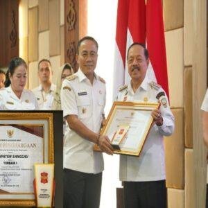 Sanggau Raih Penghargaan Kepatuhan Produk Hukum Daerah
