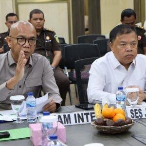 Kejaksaan Agung Dorong Penguatan Pengawasan Perizinan Daerah Lewat Koordinasi Lintas Lembaga 4 Kejaksaan Agung Dorong Penguatan Pengawasan Perizinan Daerah Lewat Koordinasi Lintas Lembaga