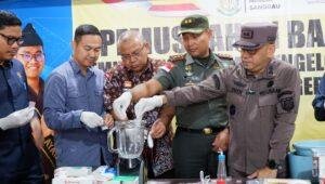 Kejari Sanggau Musnahkan Barang Bukti 73 Perkara, Tegaskan Tak Ada Tempat bagi Kejahatan