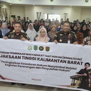 Kejati Kalbar Sosialisasi Antikorupsi dan Literasi Digital kepada Ratusan Kepala Sekolah di Singkawang