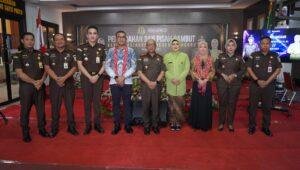 Transisi Kepemimpinan di Kejari Sanggau: Fauzy Marasabessy Gantikan Dedy Irwan