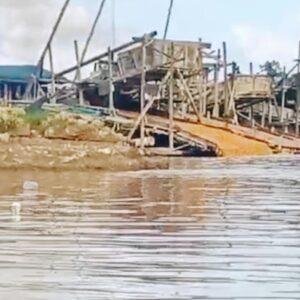 Penambangan Emas Ilegal di Sungai Kapuas Desa Nanga Biang Jadi Sorotan