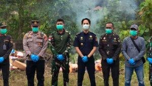 Bibit Tanaman dan Produk Hewan Ilegal Dibakar di Perbatasan Indonesia–Malaysia