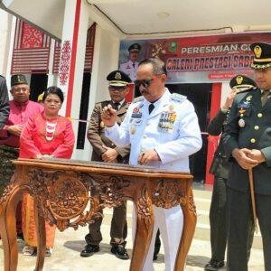 Bupati Sanggau Resmikan Gedung Galeri Prestasi di Kawasan Taman Aronk Balopa