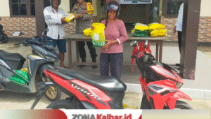 Antusiasme Warga Landak Sambut Gerakan Pangan Murah Polsek Ngabang