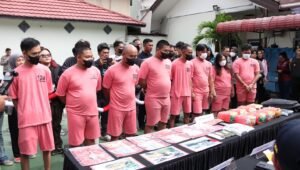 Polda Kalbar Ungkap 11 Kasus Narkoba, 8 Kg Sabu Dimusnahkan