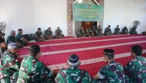 HUT ke-80 TNI, Kodim 1204/Sanggau Gelar Doa Bersama di Surau Al-Ikhlas