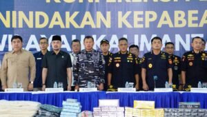 TNI AL dan Bea Cukai Kompak Tindak 437 Kasus Barang Ilegal di Kalbar