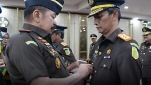 Emilwan Ridwan Resmi Jabat Kajati Kalbar Gantikan Ahelya Abustam