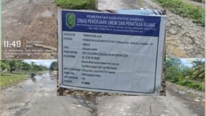 Pengerjaan Jalan CV Hijrah di Sambas Dituding Asal Jadi, Abaikan Standar Teknis