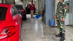 Kejati Kalbar Telusuri Aset Tersangka HN, Dua Mobil Mewah Diamankan 3 Kejati Kalbar Telusuri Aset Tersangka HN, Dua Mobil Mewah Diamankan