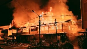 BPBD Kalbar Laporkan 12 Ruko Terbakar di Putussibau