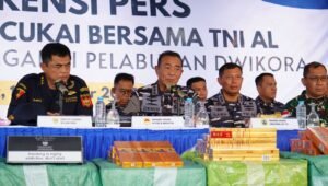 Operasi Gabungan Bongkar 20,3 Juta Batang Rokok Ilegal di Pelabuhan Dwikora
