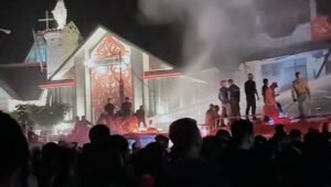 Breaking News, Kebakaran Malam Natal, Lima Ruko di Nanga Pinoh Dilalap Api