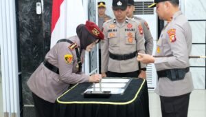 Polda Kalbar Lakukan Mutasi Pejabat Utama dan Kapolres