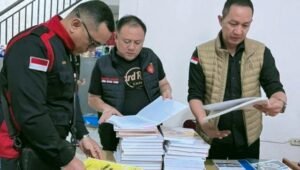 Kejati Kalbar Geledah Kantor PT DSM di Sanggau Terkait Dugaan Korupsi Bauksit