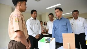Wapres Tinjau Pembelajaran Berbasis AI di SMP Santo Yusup Bandung