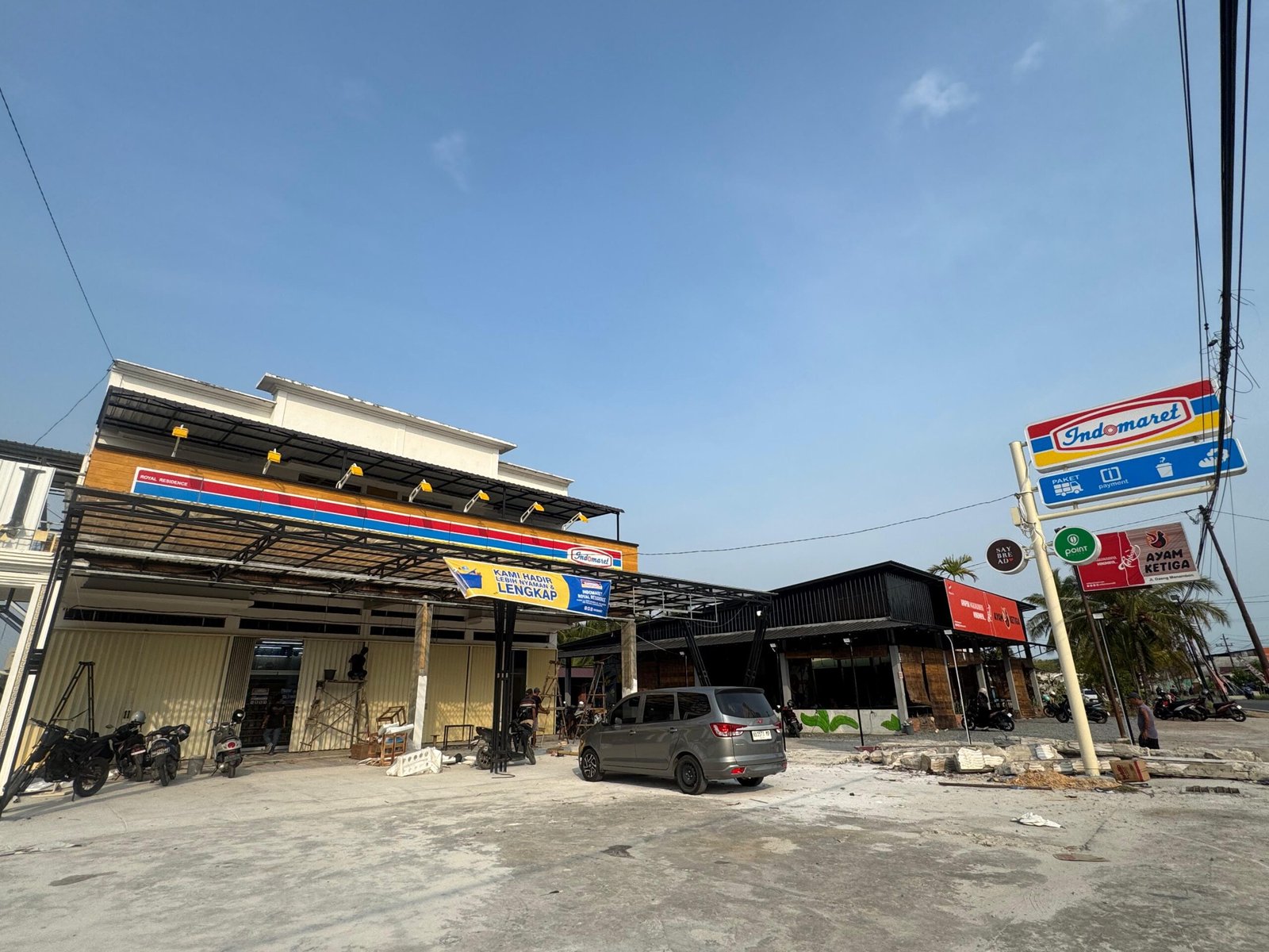 Indomaret Royal Residence Mempawah Dibuka, Ada Promo Besar-Besaran 4 Indomaret Royal Residence Mempawah Dibuka, Ada Promo Besar-Besaran