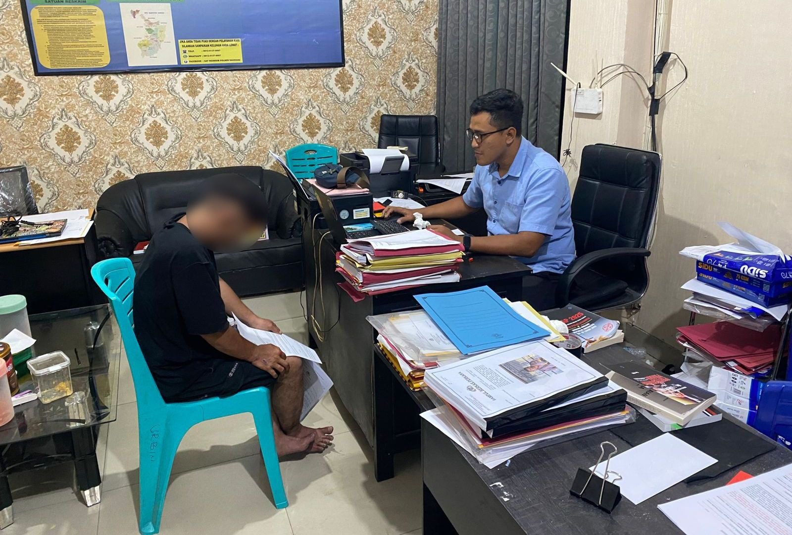 Pelaku Curi Kotak Amal di Masjid Mujahidin Sanggau Akhirnya Tertangkap Warga 1 Pelaku Curi Kotak Amal di Masjid Mujahidin Sanggau Akhirnya Tertangkap Warga