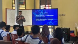 Anak SMP di Sanggau Diajari Polisi Soal Rambu Lalu Lintas, Begini Suasananya