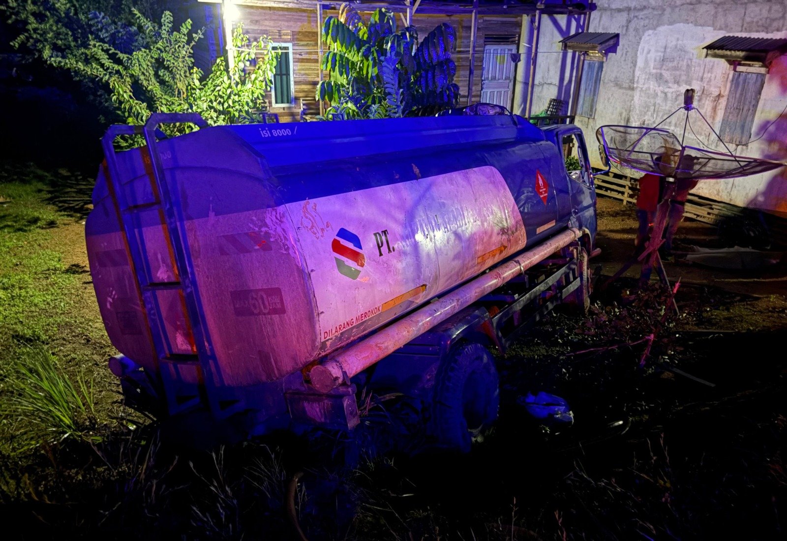 Kecelakaan Maut Truk Tangki di KM 12 Toba, Sopir Terlindas 4 Kecelakaan Maut Truk Tangki di KM 12 Toba, Sopir Terlindas