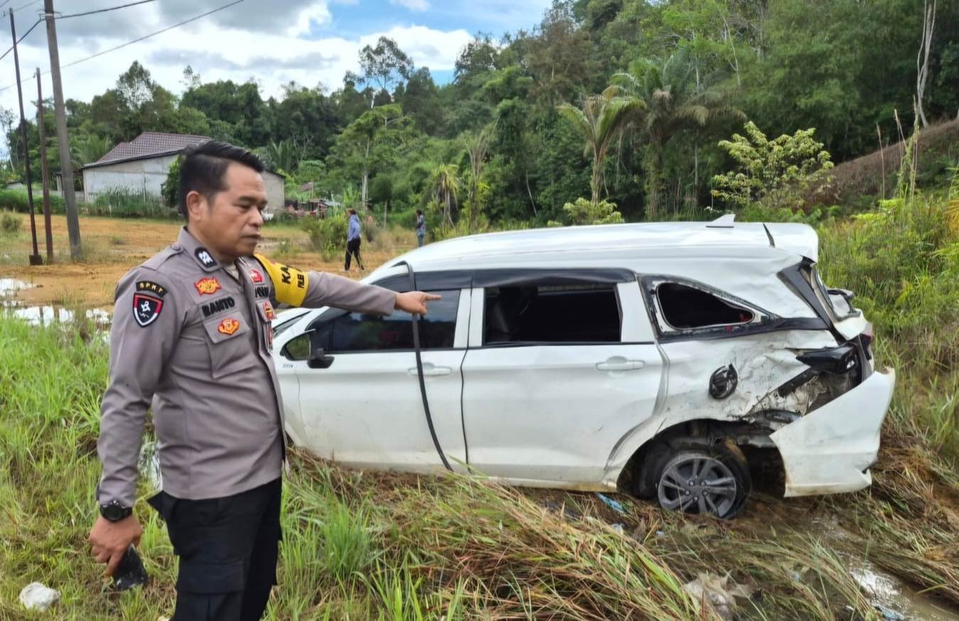 Kabar Duka, Ayah dan Balita Tewas dalam Tabrakan Tragis di Batang Tarang 1 Kabar Duka, Ayah dan Balita Tewas dalam Tabrakan Tragis di Batang Tarang