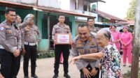 Peringati Hari Bhayangkara, Polres Melawi Berbagi Bantuan untuk Masyarakat
