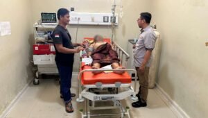 Warga Tanjung Kapuas Sanggau Temukan Pria dalam Kondisi Darurat di Dalam Rumah