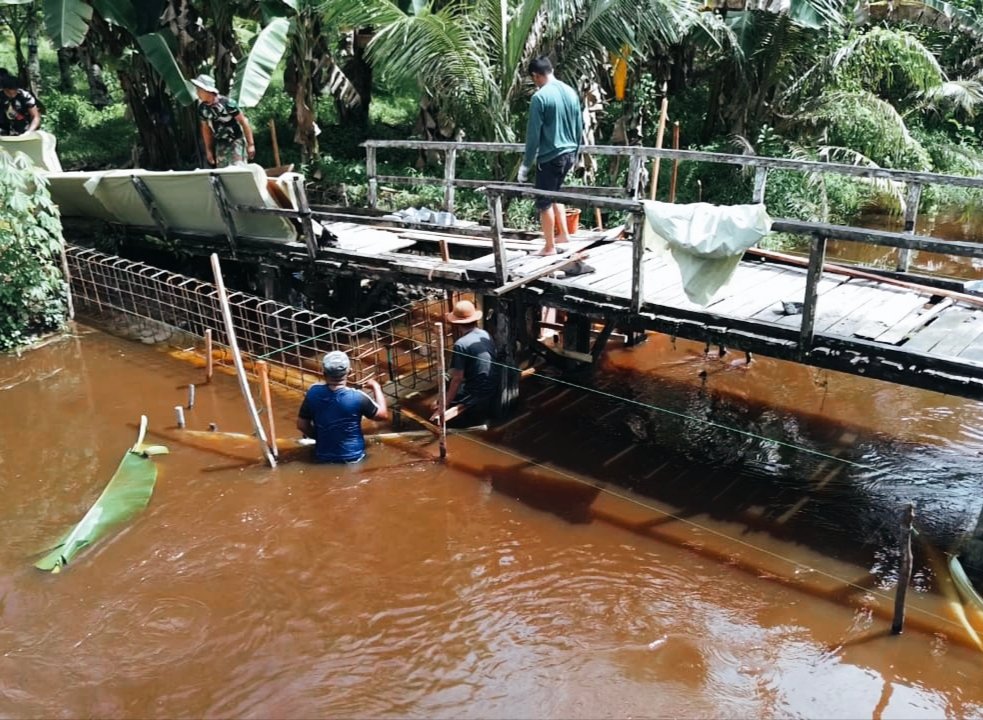 Dari Armco ke Beton Komposit, Jembatan Kedua Mempawah Dibangun Lebih Kokoh 1 Dari Armco ke Beton Komposit, Jembatan Kedua Mempawah Dibangun Lebih Kokoh