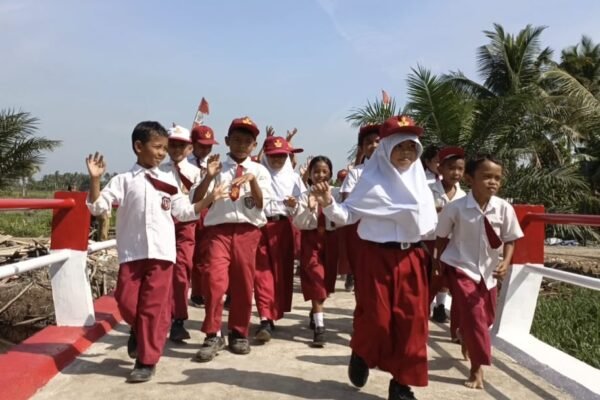 Akses Desa Wajok Hilir Kini Makin Lancar, Jembatan Baru Sudah Bisa Dilalui